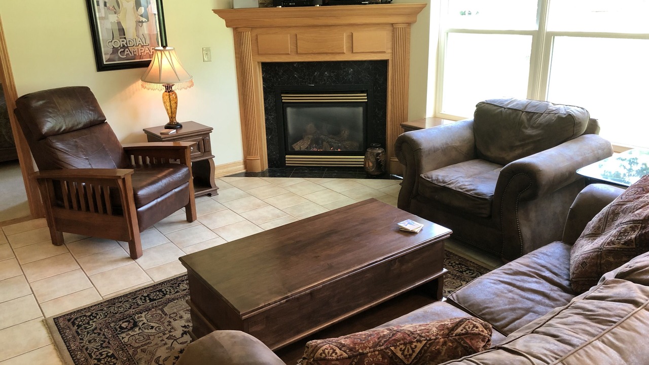 Photo of Livingroom in Ellicottville