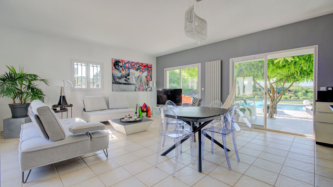 Photo of Livingroom in Grand Sud