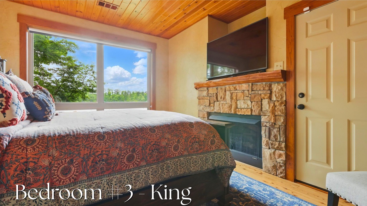 Photo of Bedroom in Piney
