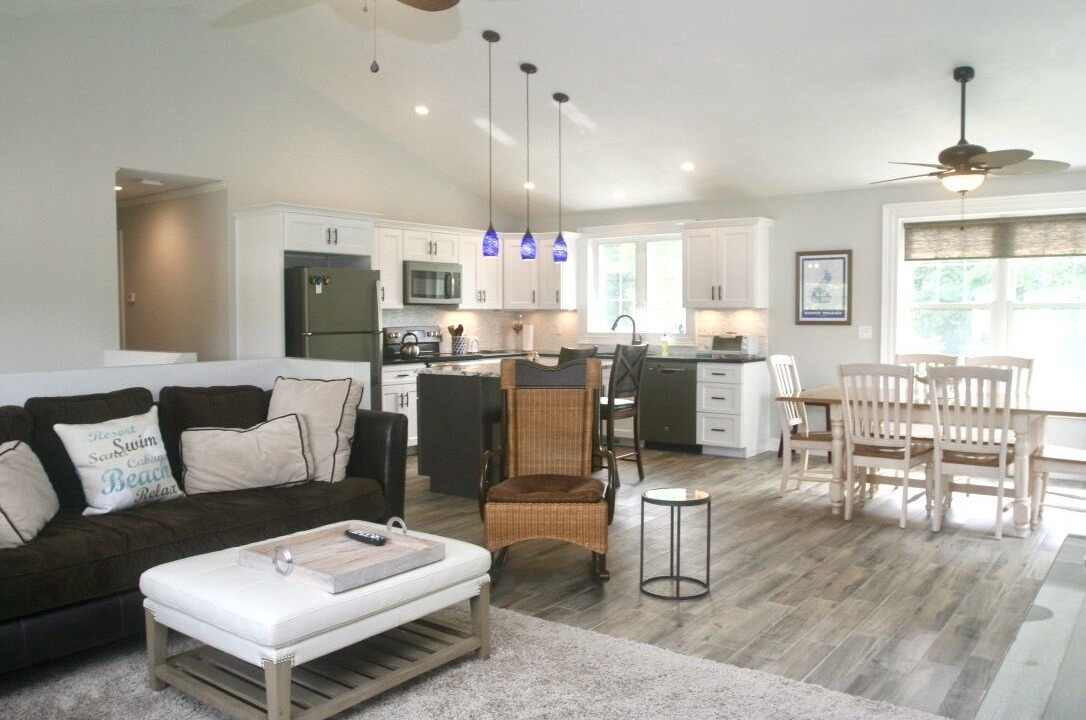 Photo of Livingroom in Eastward Look