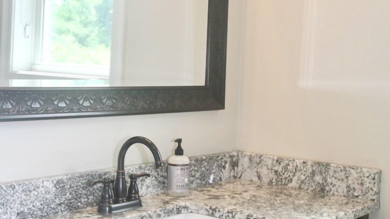 Photo of Bathroom in Eastward Look