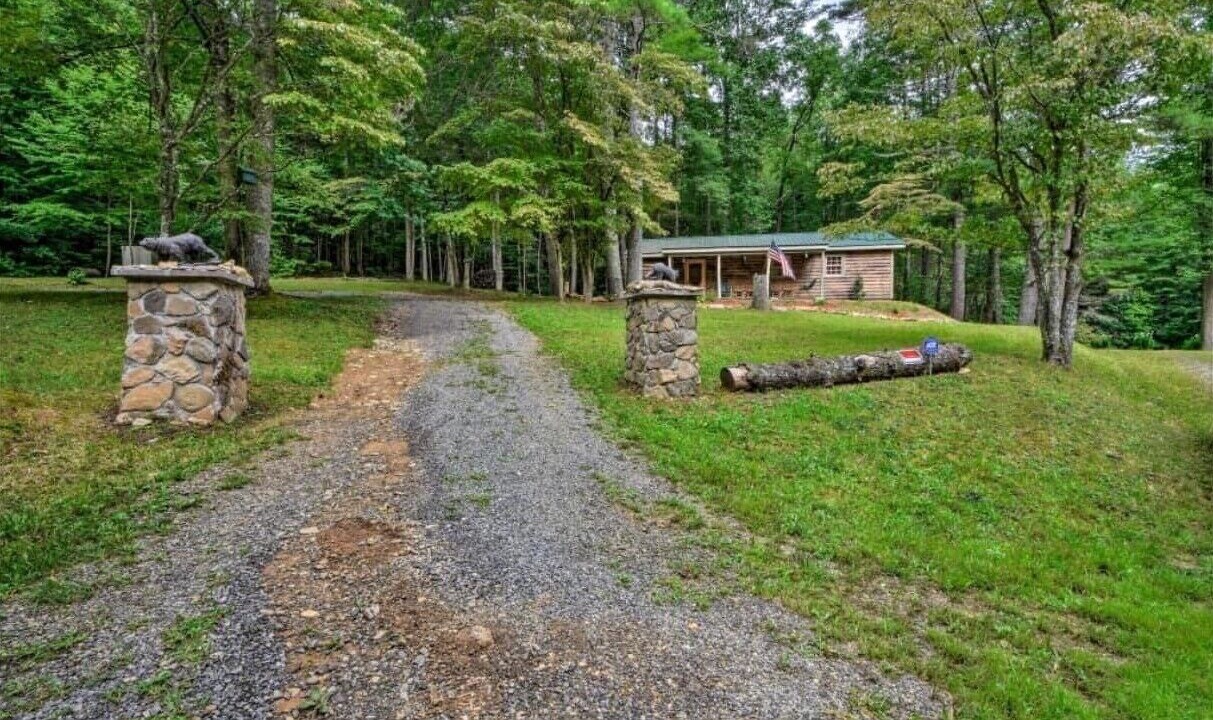 Photo of Outdoor in Hiawassee