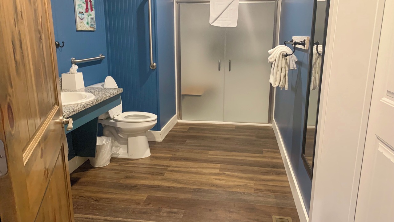Photo of Bathroom in Branson
