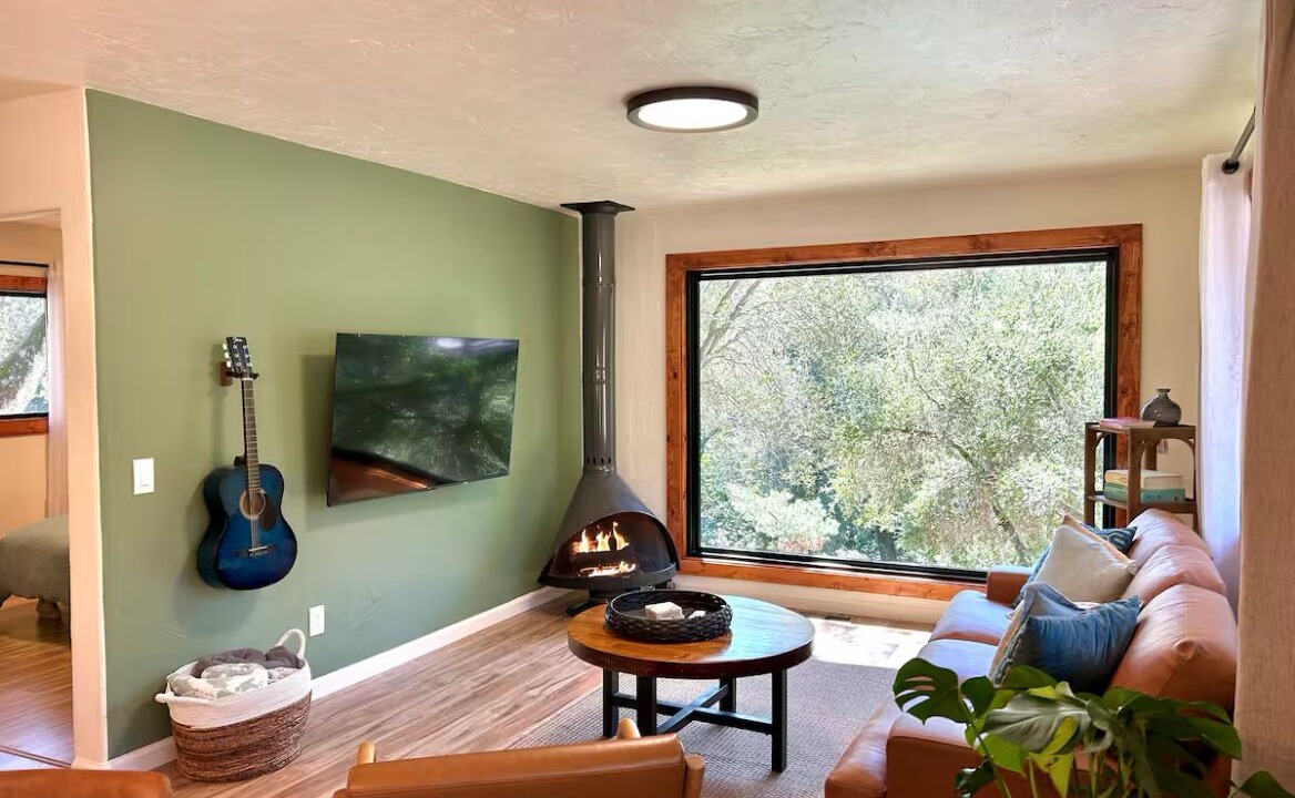 Photo of Livingroom in Carmel Valley