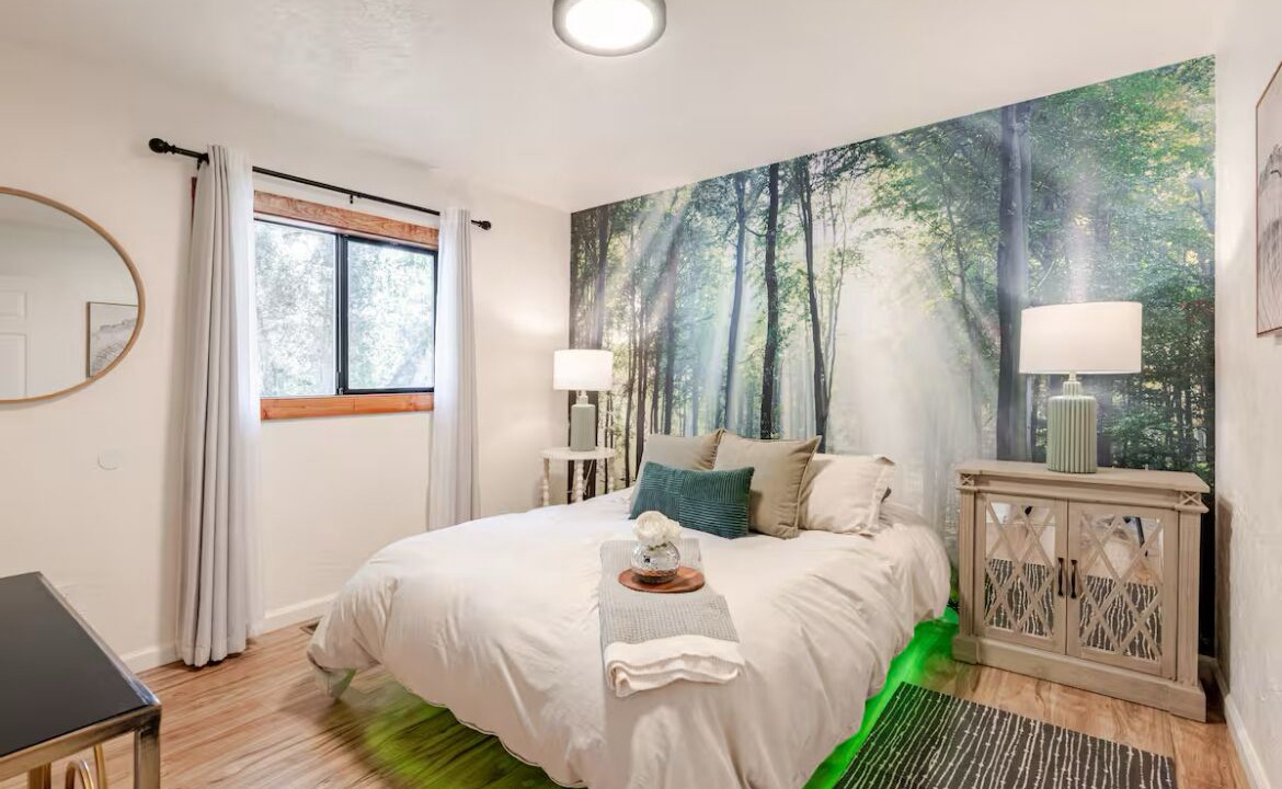 Photo of Bedroom in Carmel Valley