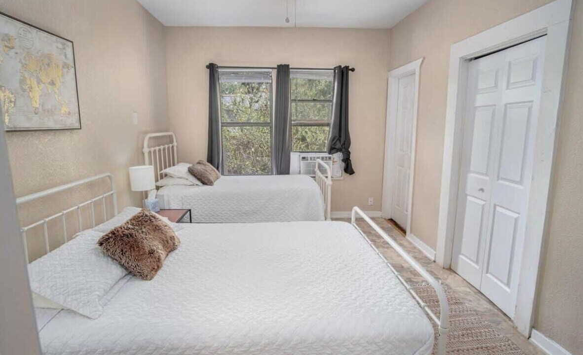 Photo of Bedroom in Nevada Street