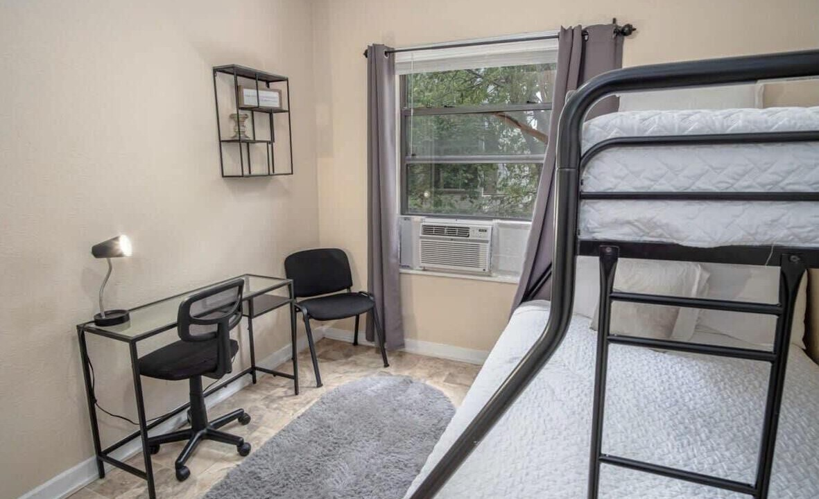 Photo of Bedroom in Nevada Street