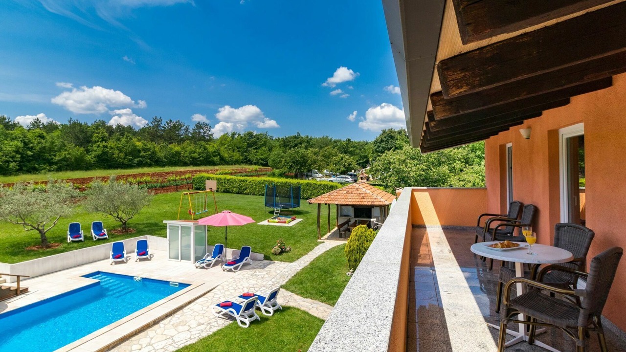 Photo of Outdoor in Rakotule