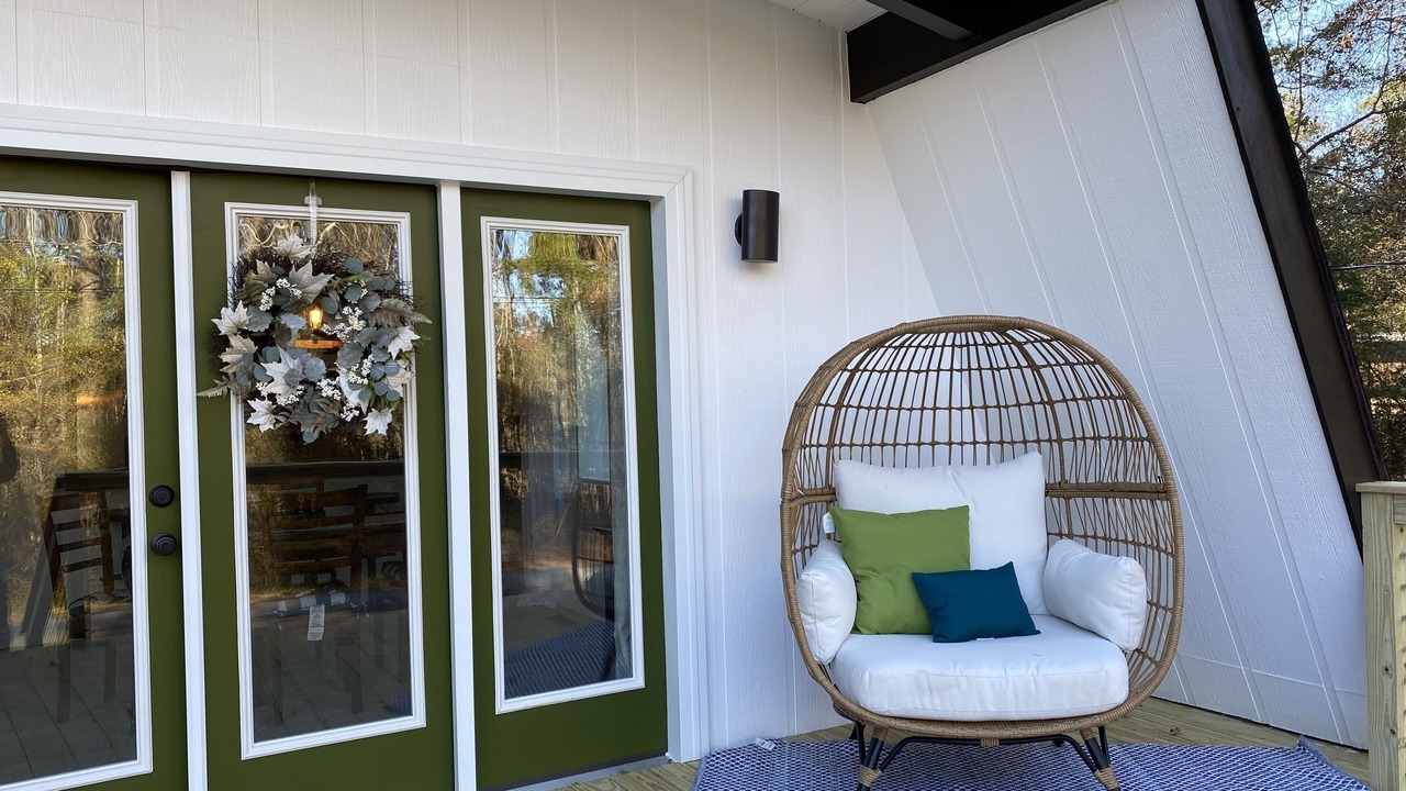 Photo of Patio Balcony in Waverly Hall