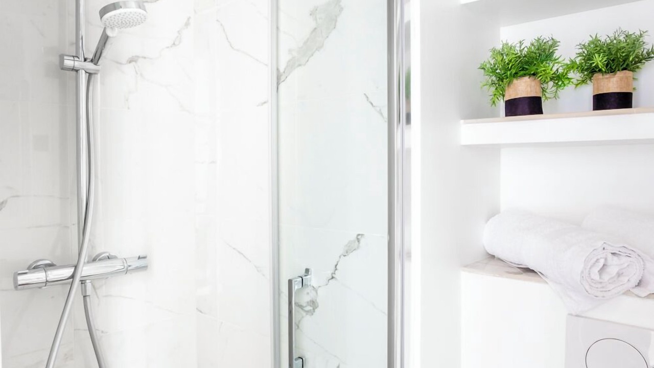 Photo of Bathroom in Quartier du Mail