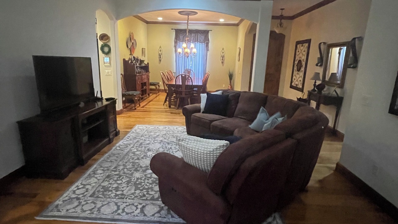 Photo of Livingroom in Brookline Station