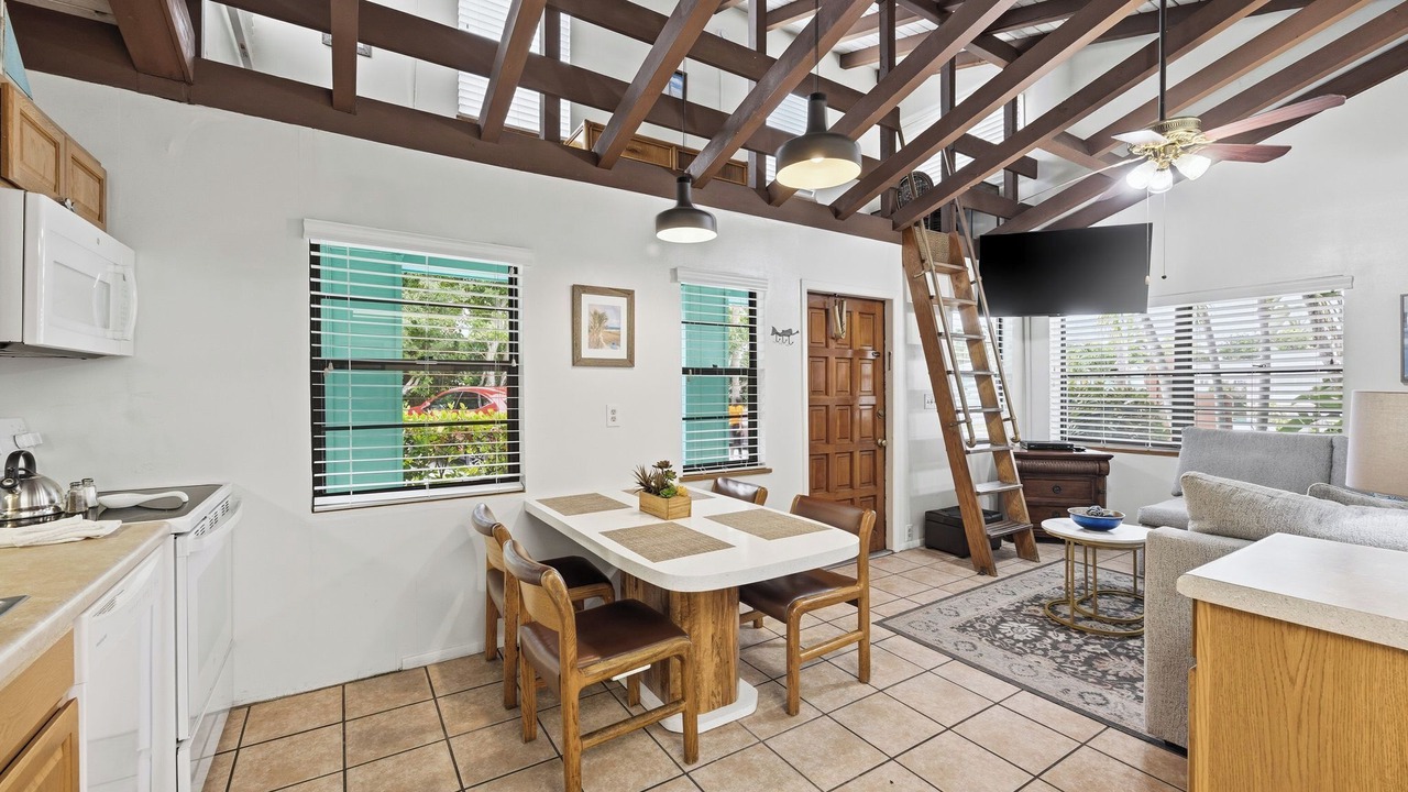 Photo of Livingroom in Palm Beach Shores