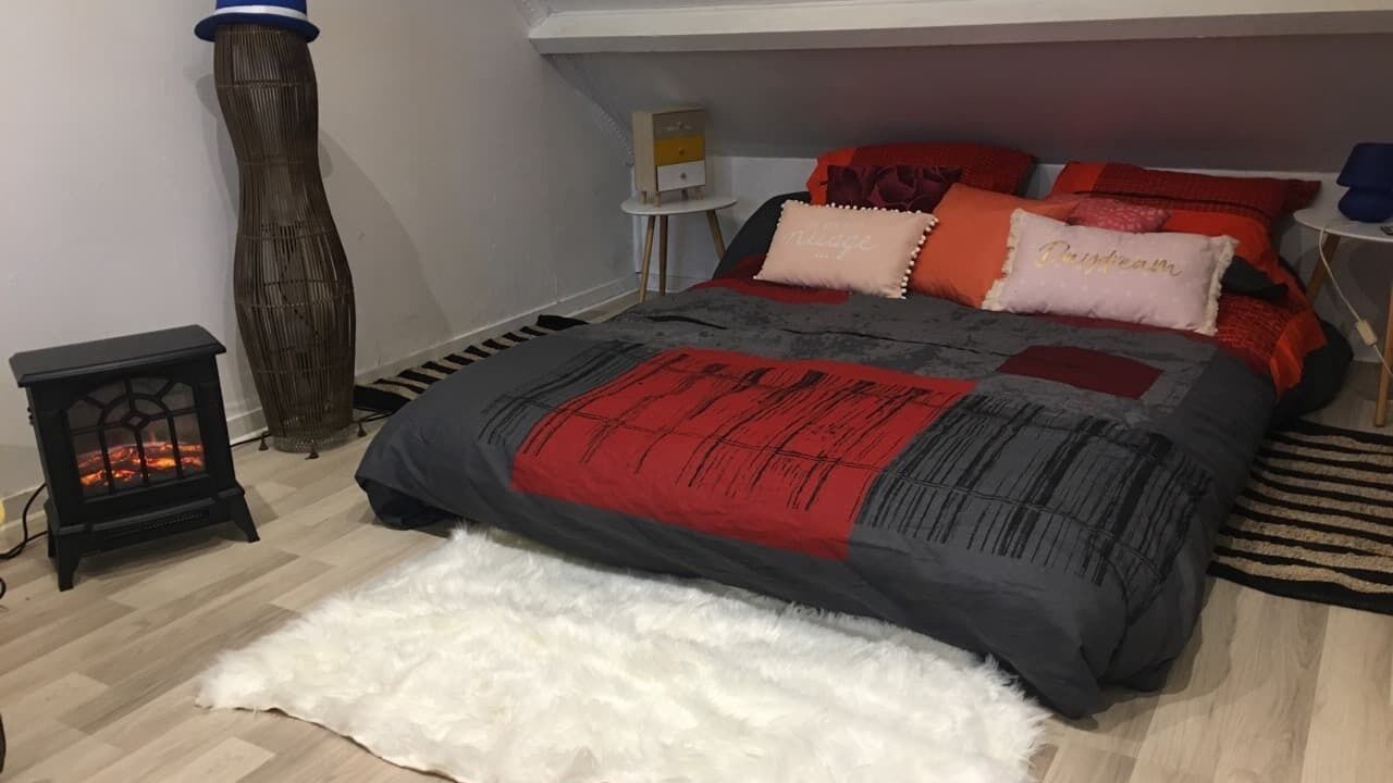 Photo of Bedroom in Villeneuve-Saint-Denis