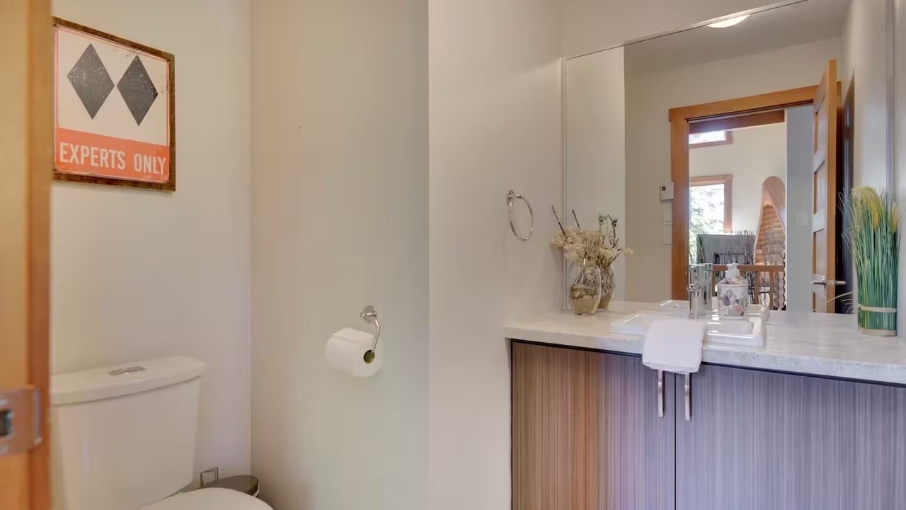 Photo of Bathroom in Petite-Riviere-Saint-Francois