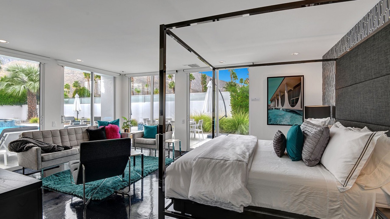 Photo of Bedroom in Twin Palms