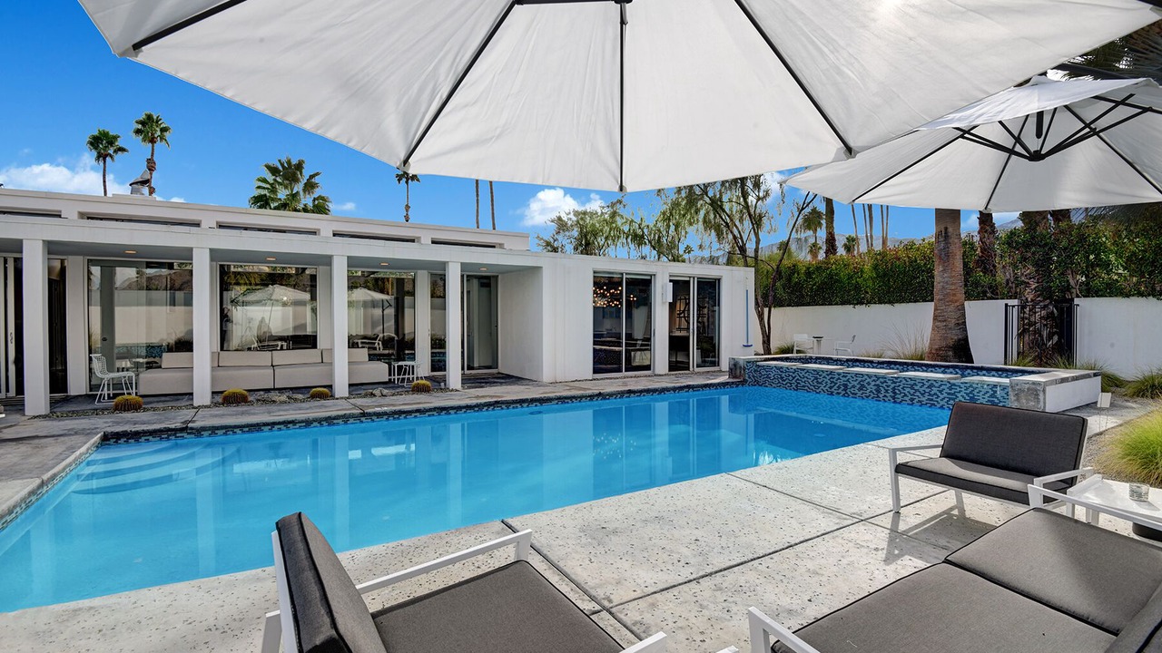Photo of Outdoor in Twin Palms