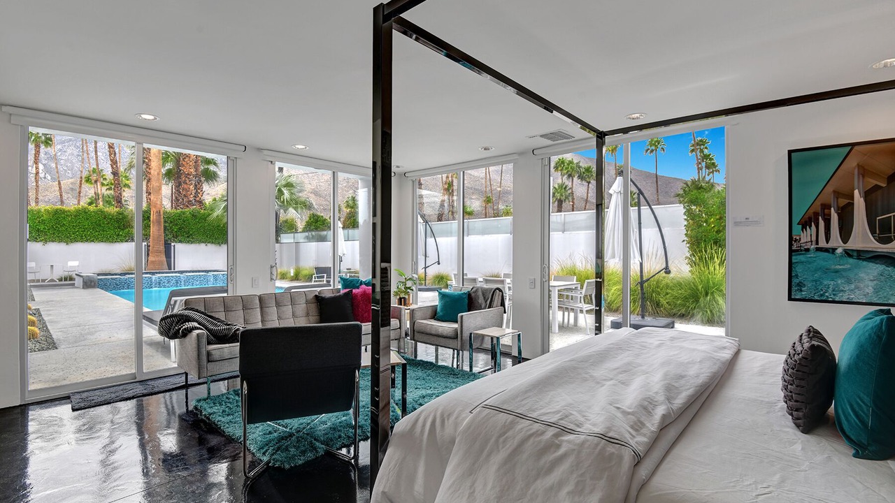 Photo of Bedroom in Twin Palms