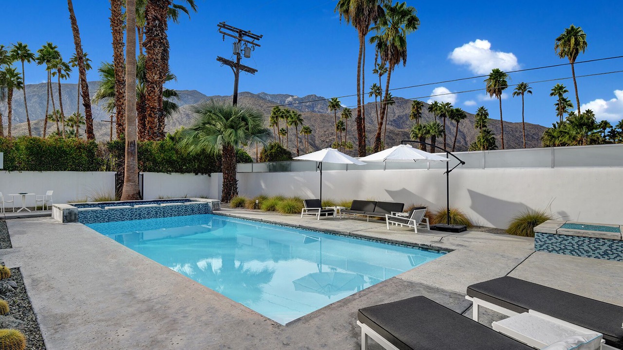 Photo of Outdoor in Twin Palms