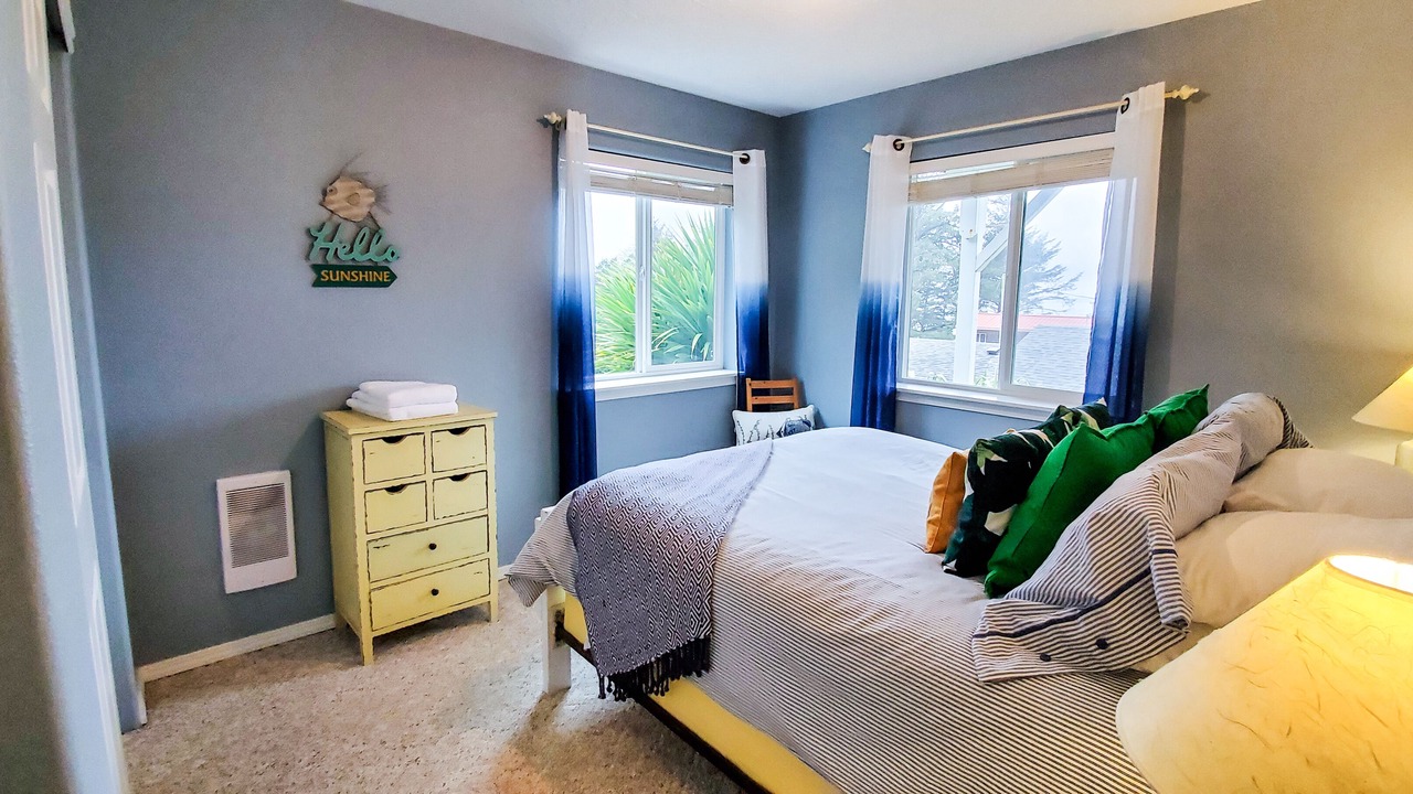 Photo of Bedroom in Yachats