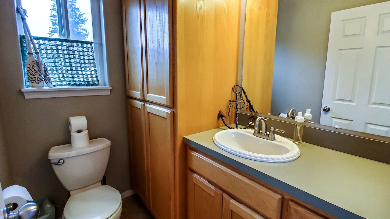 Photo of Bathroom in Yachats