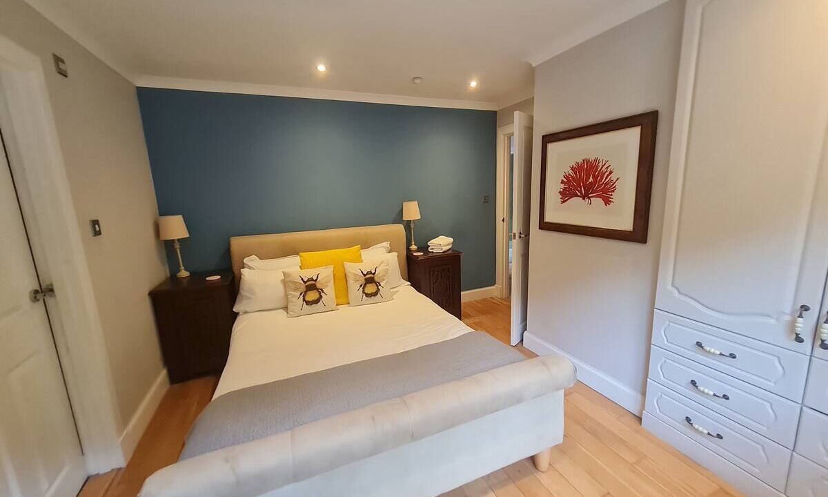 Photo of Bedroom in Dunbar