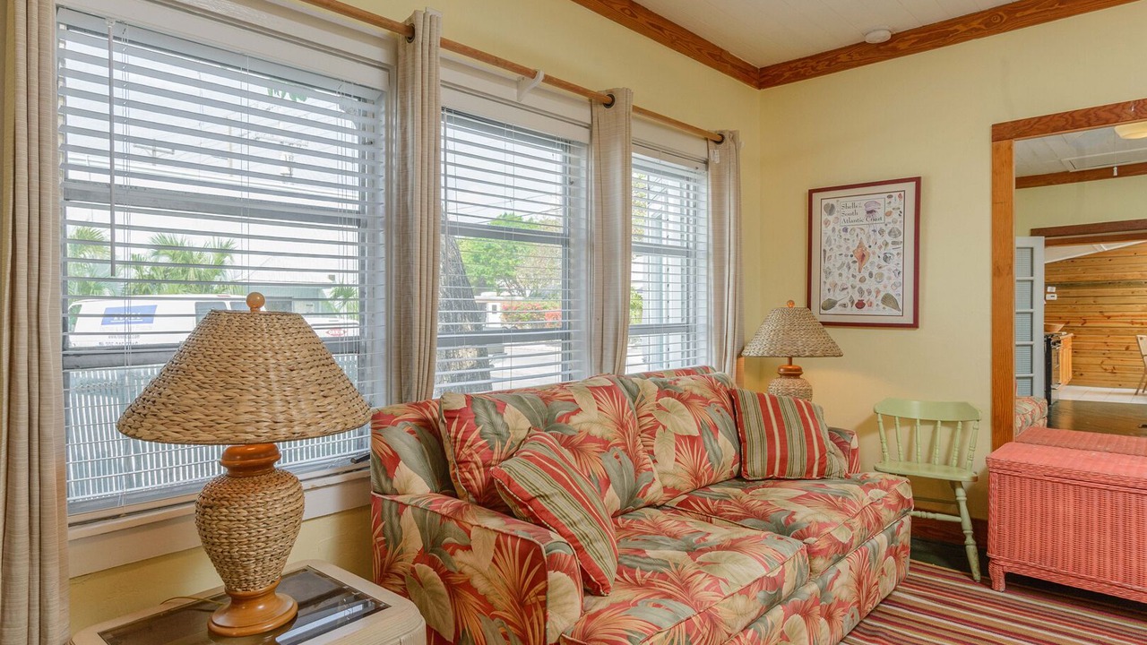 Photo of Livingroom in Downtown