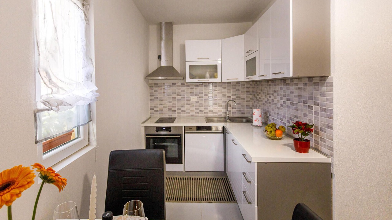 Photo of Bedroom in Cove Parja