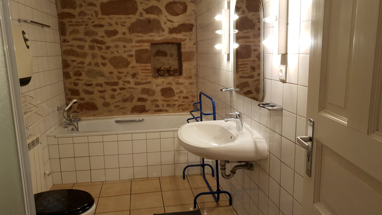 Photo of Bathroom in Riquewihr