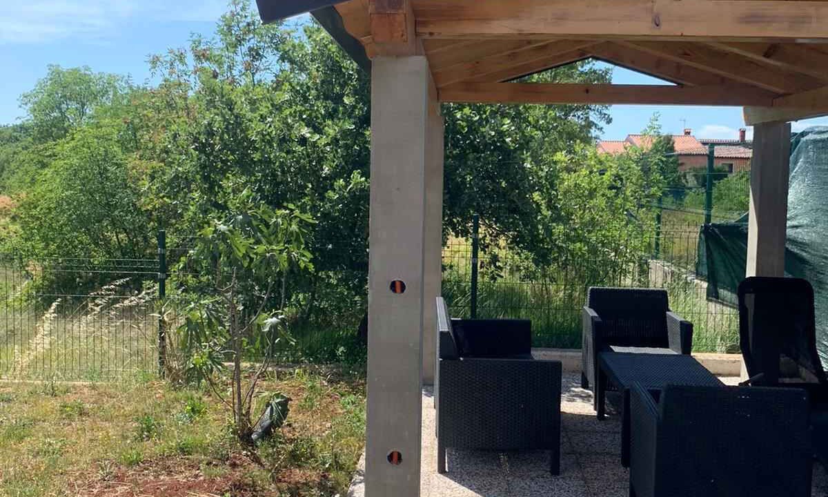 Photo of Patio Balcony in Kaldanija