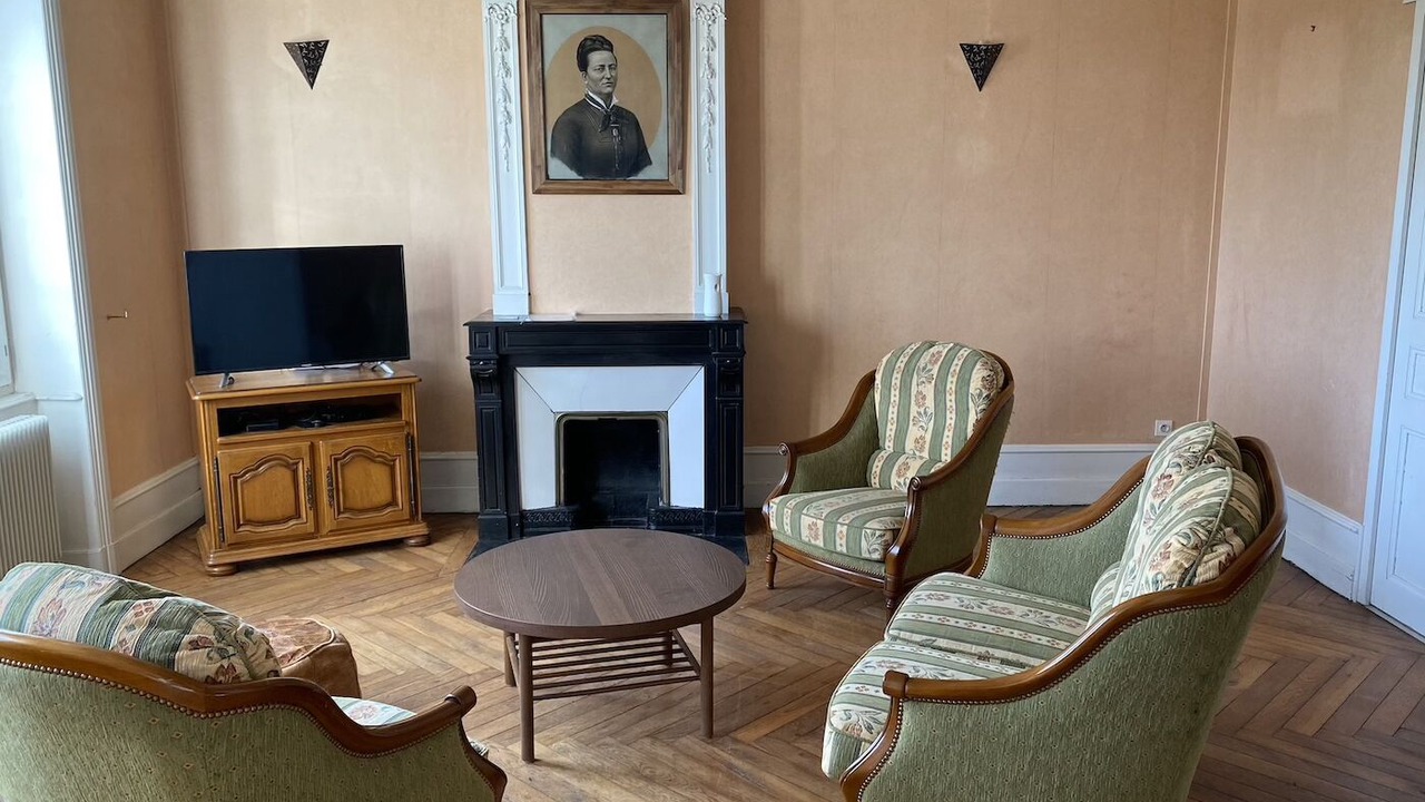 Photo of Livingroom in Saint-Pierre-de-Boeuf