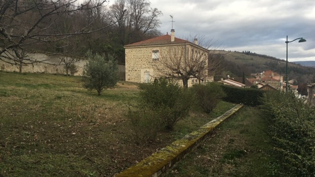 Photo of Outdoor in Saint-Pierre-de-Boeuf