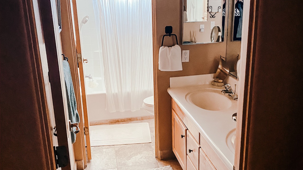 Photo of Bathroom in Gold Canyon