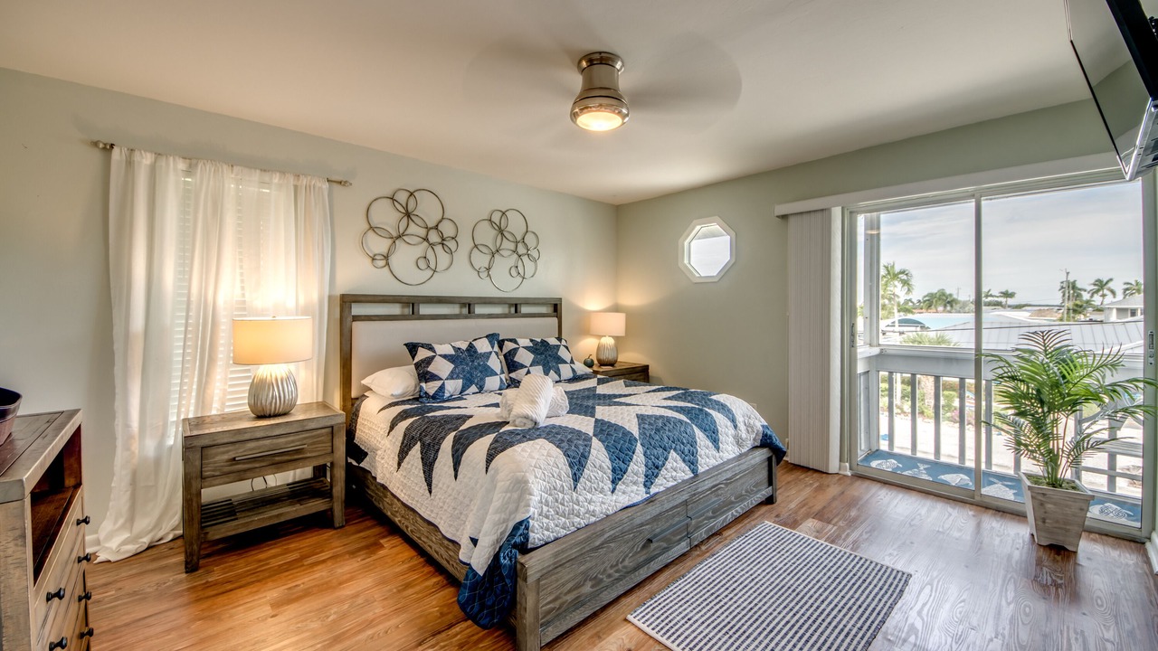 Photo of Bedroom in Matlacha