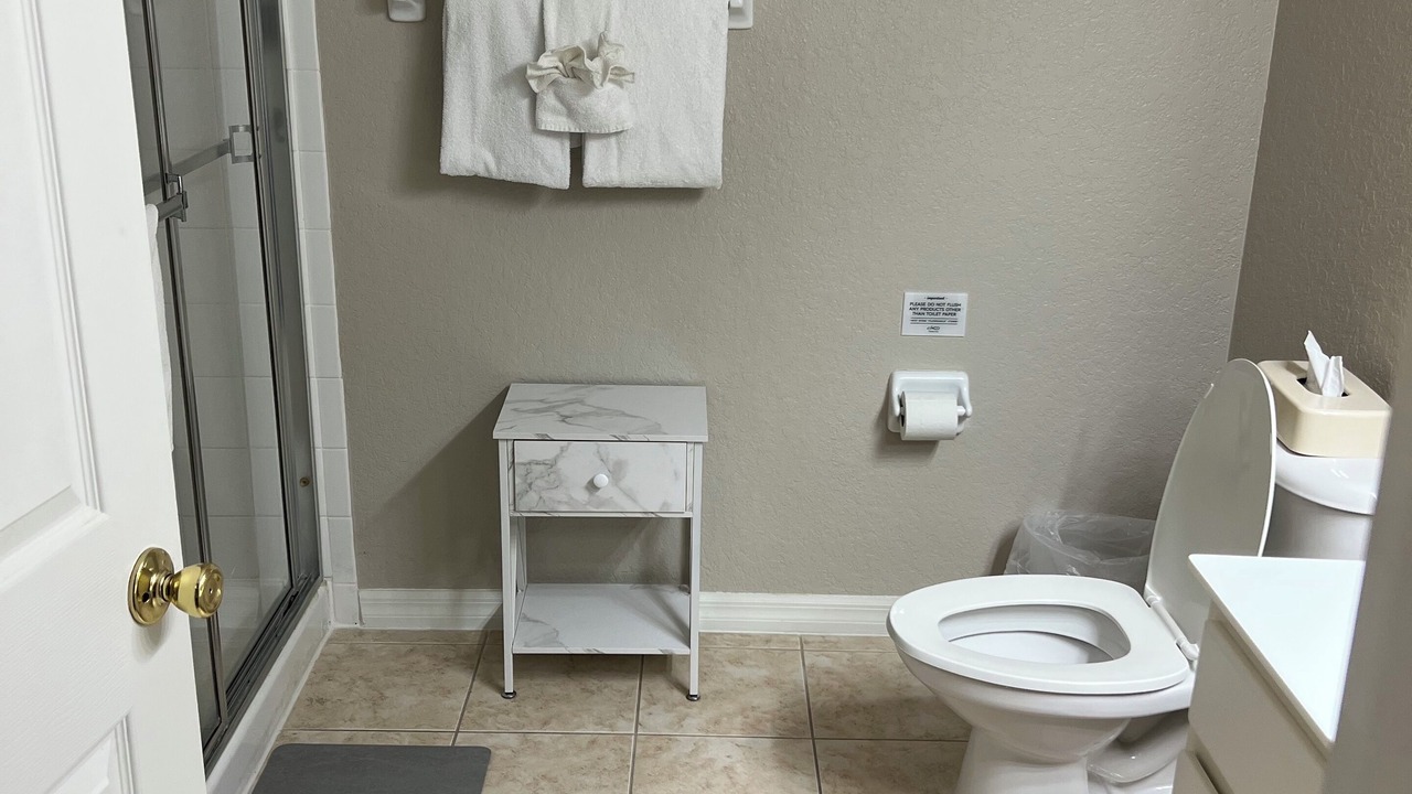 Photo of Bathroom in Hillcrest Estates