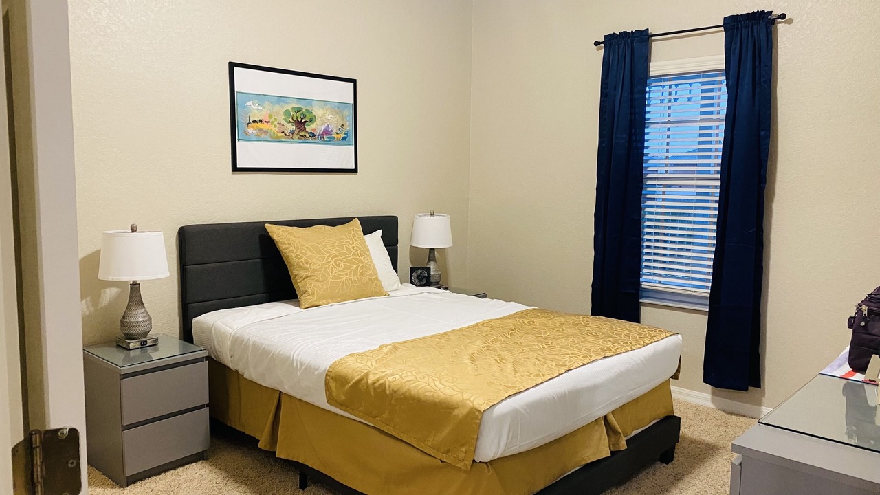 Photo of Bedroom in Hillcrest Estates