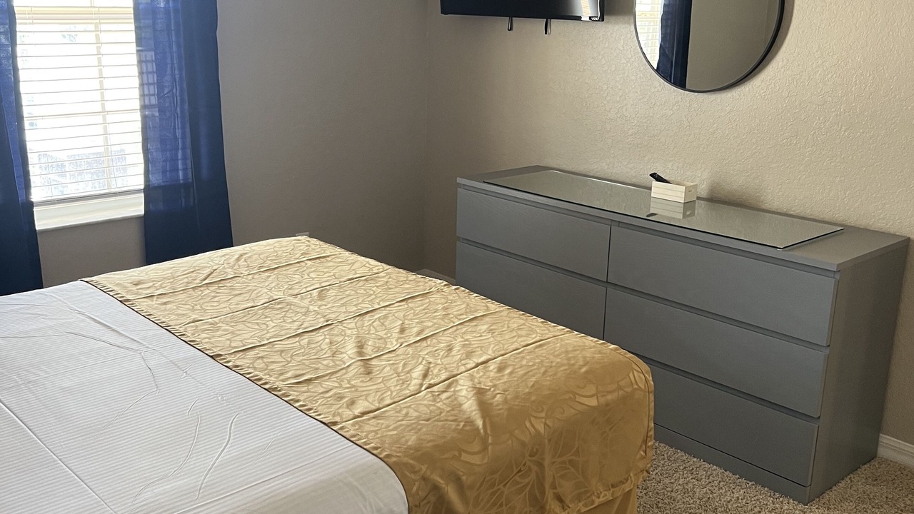 Photo of Bedroom in Hillcrest Estates