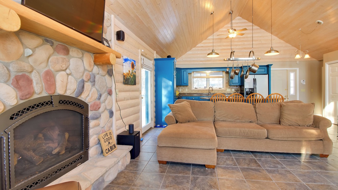 Photo of Livingroom in Brainerd