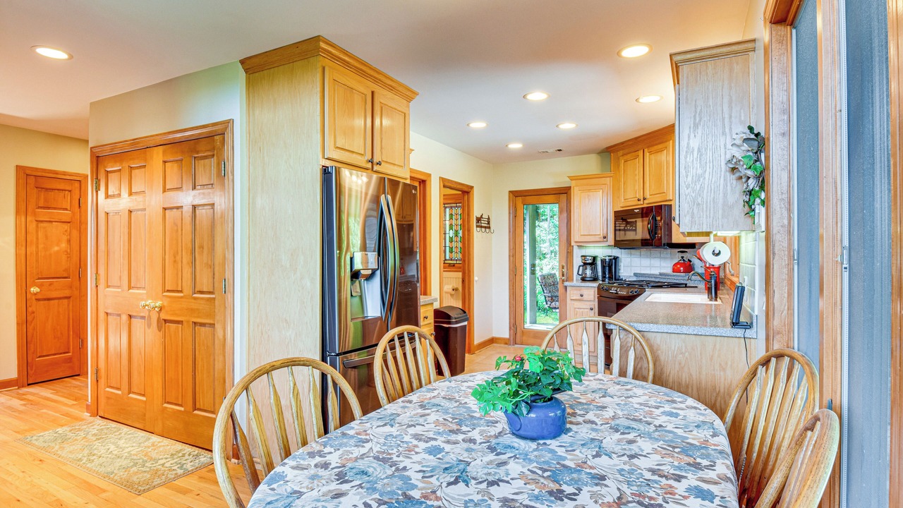 Photo of Bedroom in Dahlonega