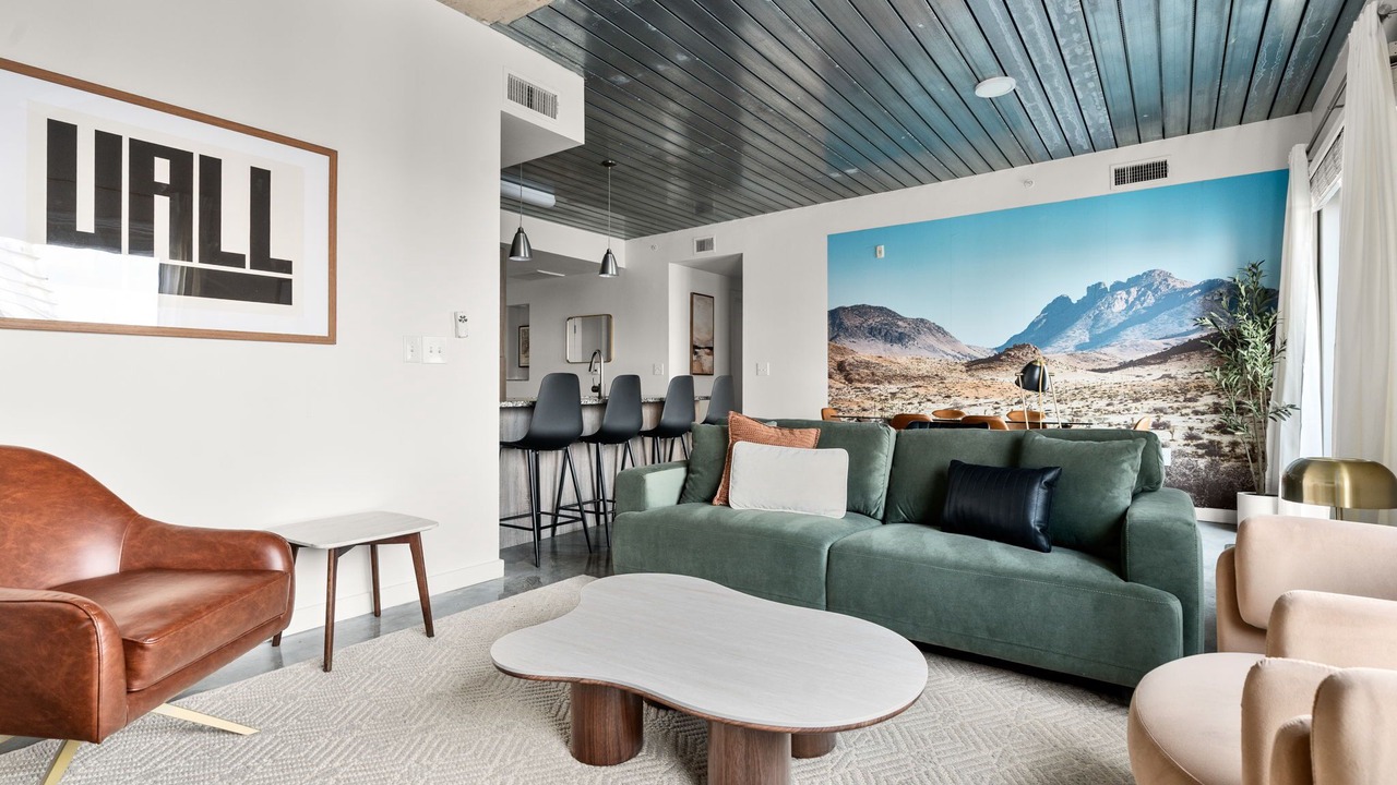 Photo of Bedroom in Midtown