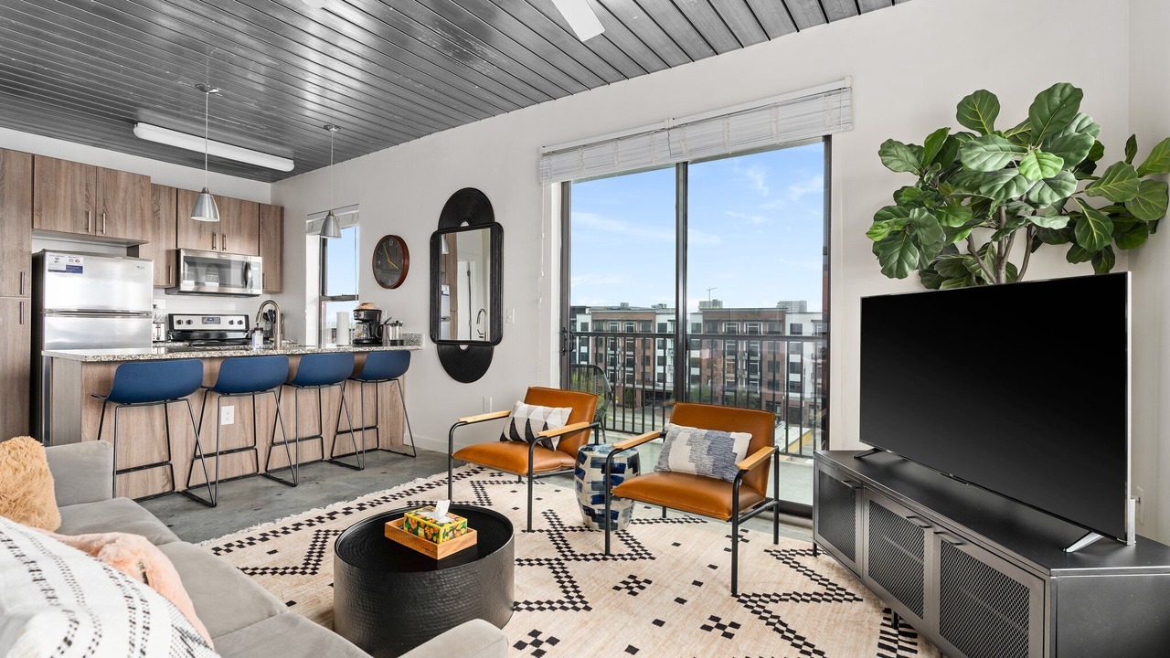 Photo of Livingroom in Midtown