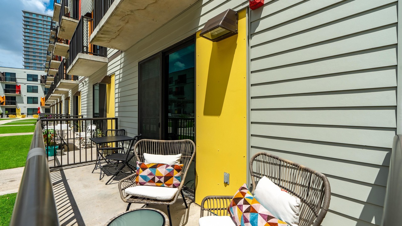 Photo of Patio Balcony in Midtown