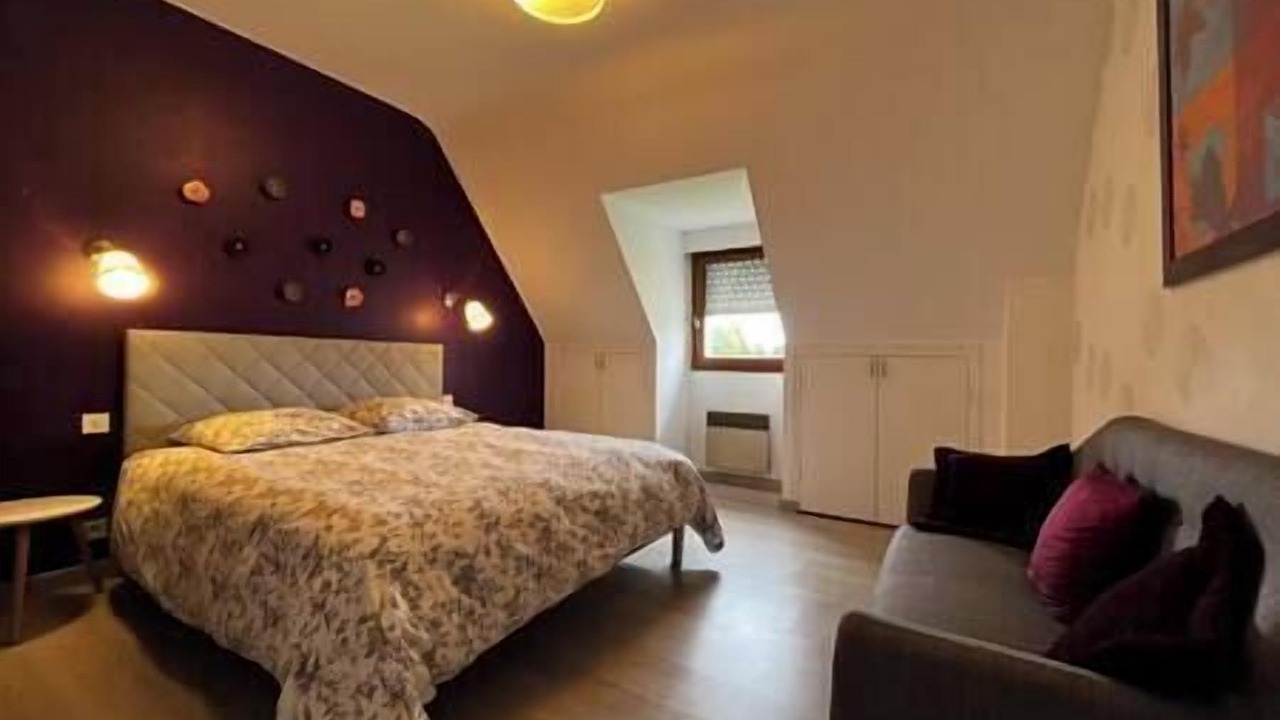 Photo of Bedroom in Landudec