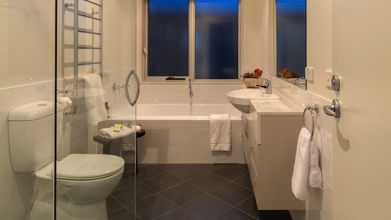 Photo of Bathroom in Foster