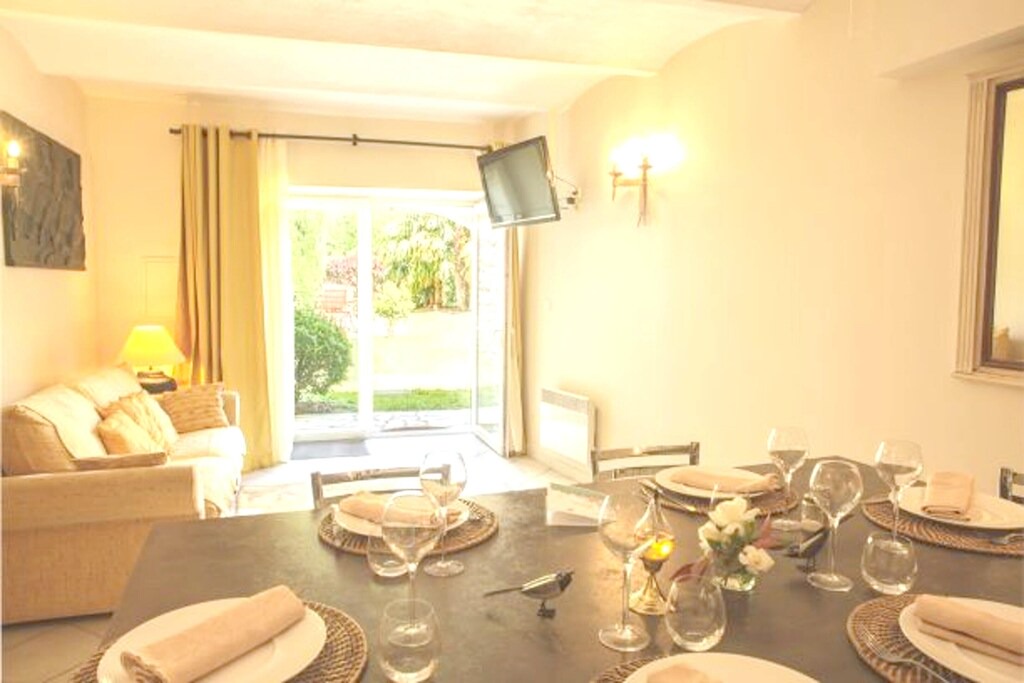 Photo of Livingroom in Forcalquier