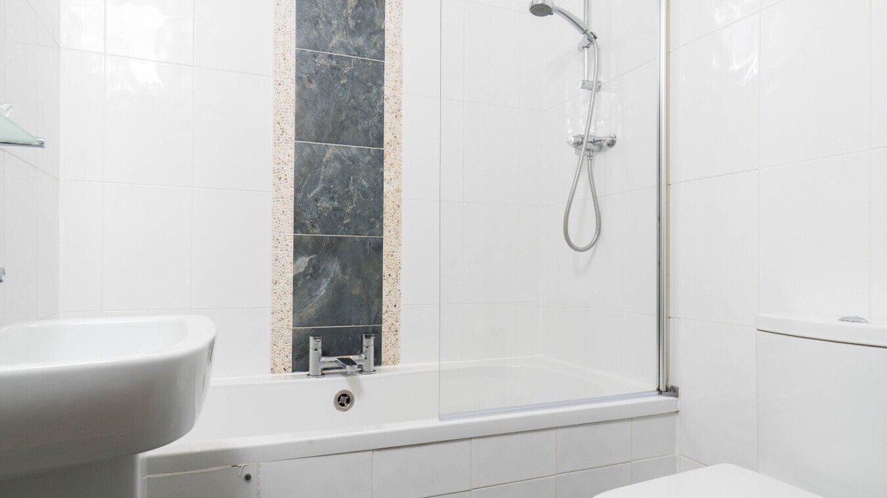 Photo of Bathroom in Praa Sands