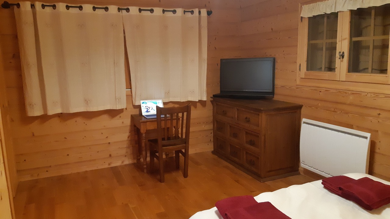 Photo of Bedroom in Saint-Jean-dʼAulps