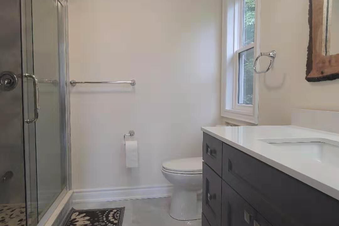 Photo of Bathroom in Broadbent
