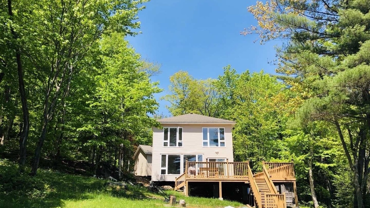 Photo of Outdoor in Broadbent