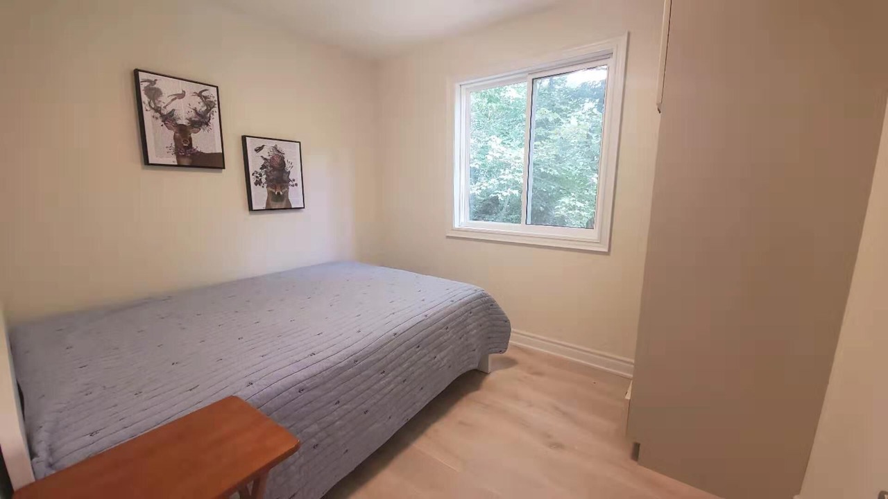 Photo of Bedroom in Broadbent