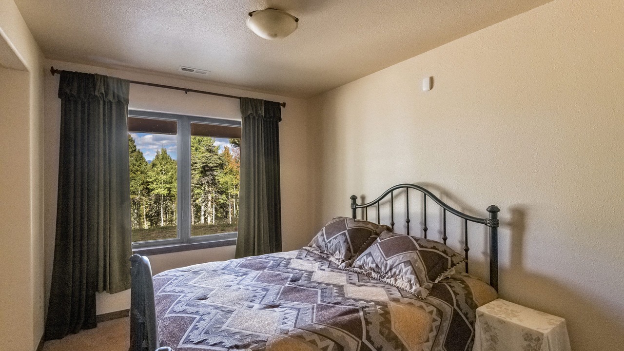 Photo of Bedroom in Zuzax